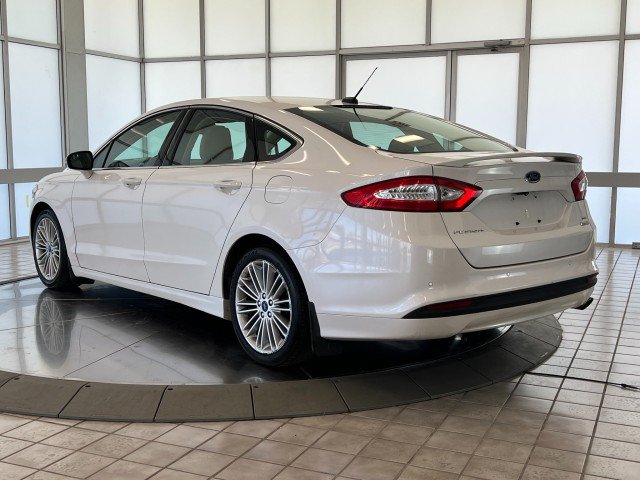 Used 2015 Ford Fusion SE w/ Equipment Group 202A FWD image 5