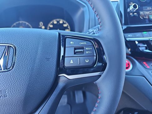 Used 2026 Honda Odyssey Sport-L image 17