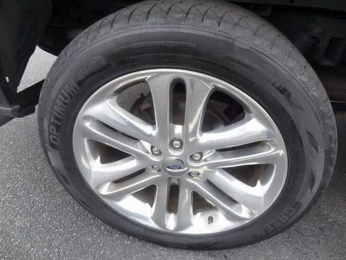 Used 2020 Ford F150 XLT image 15