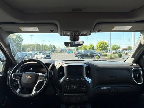 Used 2020 Chevrolet Silverado 1500 LTZ w/ LTZ Plus Package AWD/4WD image 15