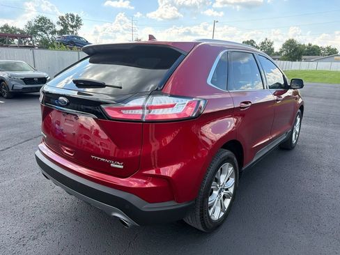 Used 2019 Ford Edge Titanium w/ Cold Weather Package FWD image 7