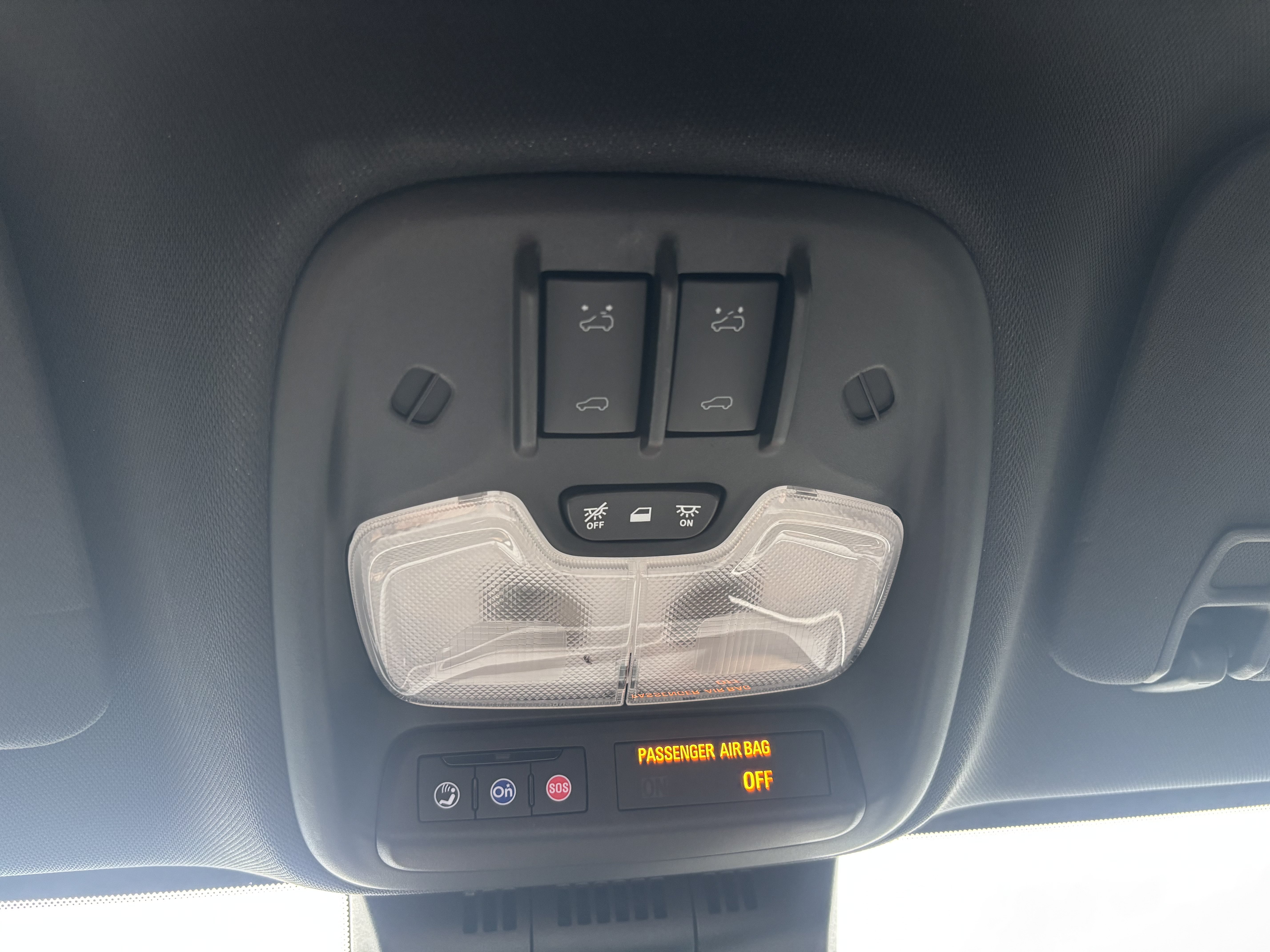 Used 2023 GMC Canyon AT4 w/ LPO, Off Road Lift Package AWD/4WD image 26