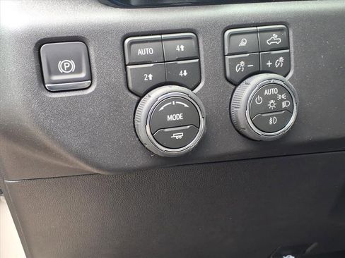 New 2026 Chevrolet Silverado 1500 ZR2 image 12