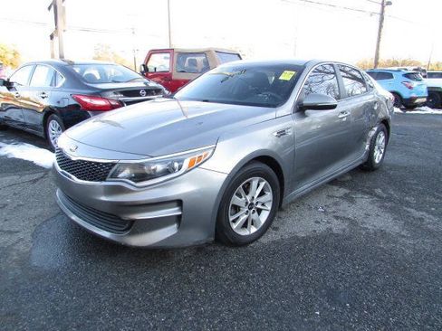Used 2016 Kia Optima LX FWD image 1