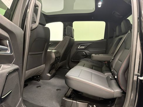 Used 2025 Chevrolet Silverado EV RST AWD/4WD image 19