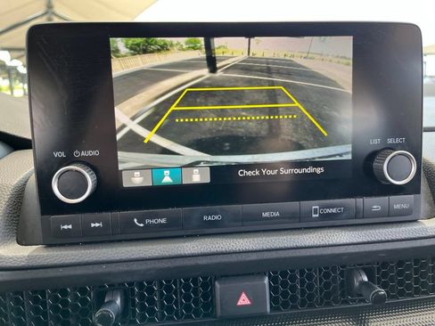 Used 2024 Honda CR-V LX image 22