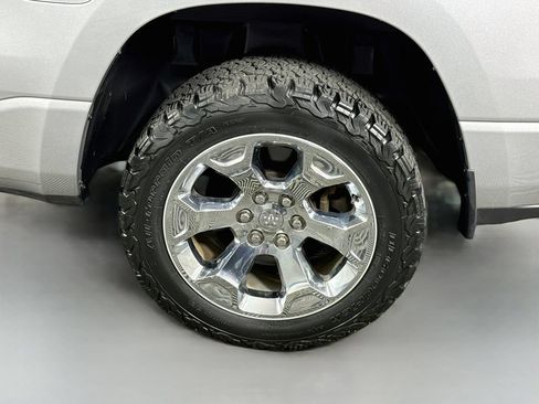 Used 2022 RAM 1500 Big Horn AWD/4WD image 38