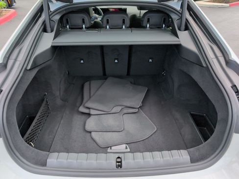 Used 2023 BMW i4 eDrive40 RWD image 32