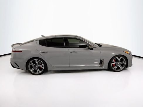 Used 2020 Kia Stinger GT2 RWD image 4