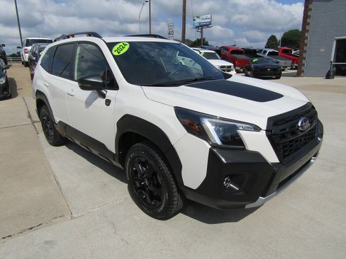 Used 2024 Subaru Forester Wilderness w/ Wilderness Package image 2