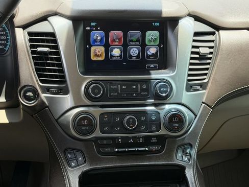 Used 2020 Chevrolet Tahoe Premier w/ Premier 6.2L Value Package AWD/4WD image 18
