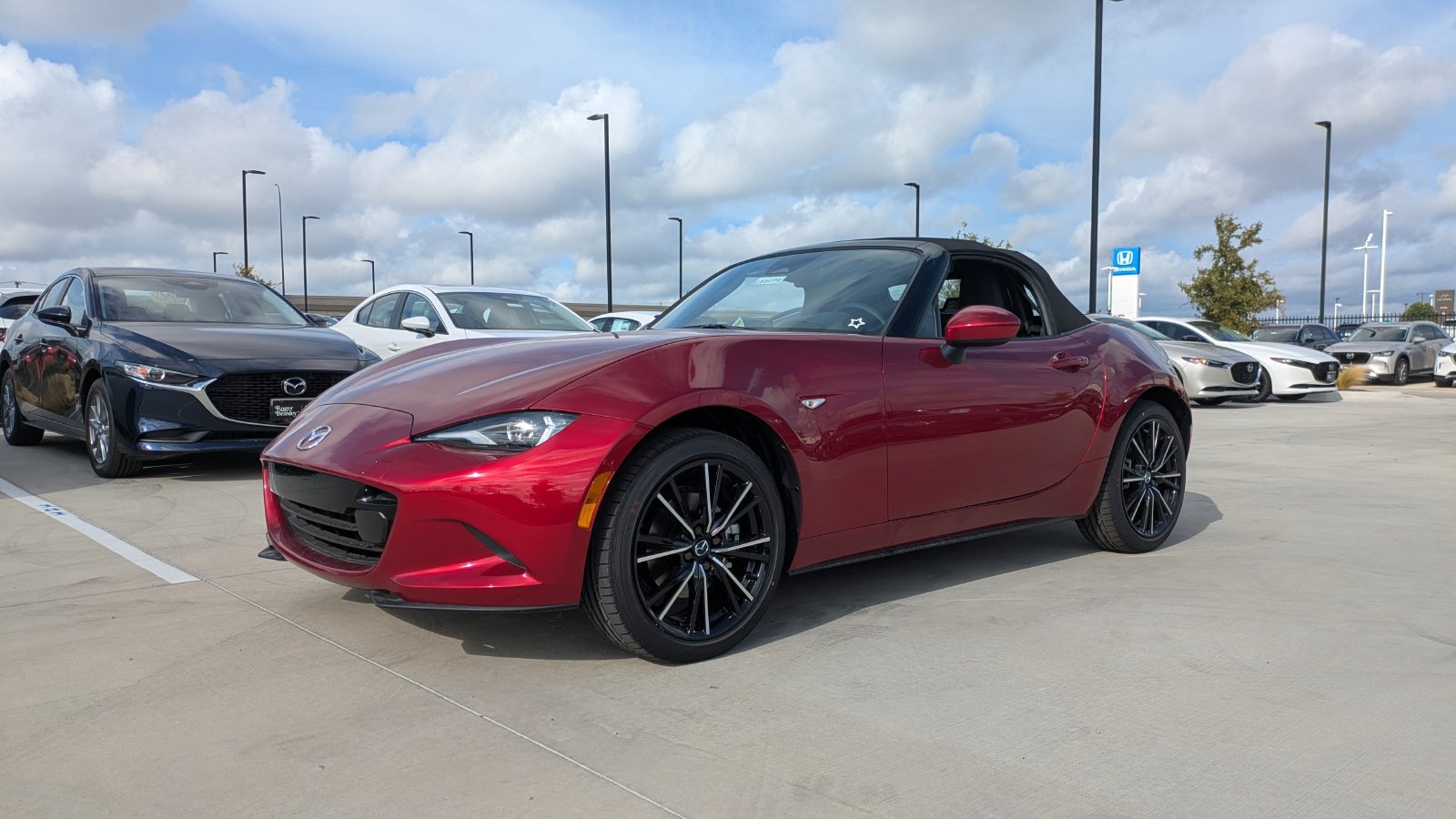 New 2026 MAZDA MX-5 Miata Grand Touring RWD image 1