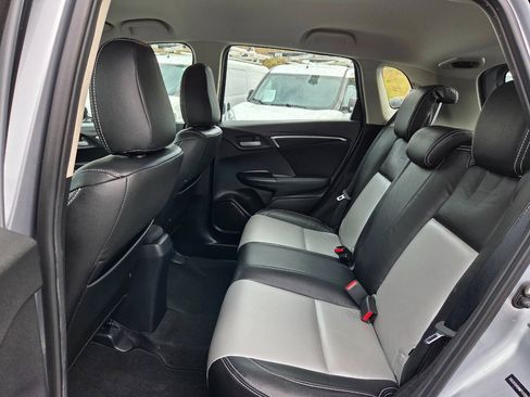 Used 2019 Honda Fit LX image 19
