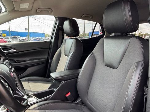 Used 2024 Buick Encore GX Preferred FWD image 10