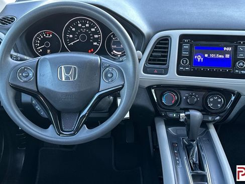Used 2017 Honda HR-V LX image 15