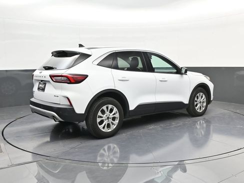 Used 2023 Ford Escape Active FWD image 7