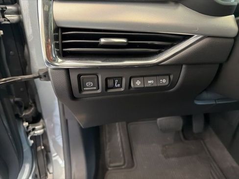 Certified 2023 Cadillac XT4 Premium Luxury w/ Technology Package FWD image 6