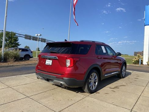 Used 2021 Ford Explorer Limited w/ Equipment Group 301A RWD image 11