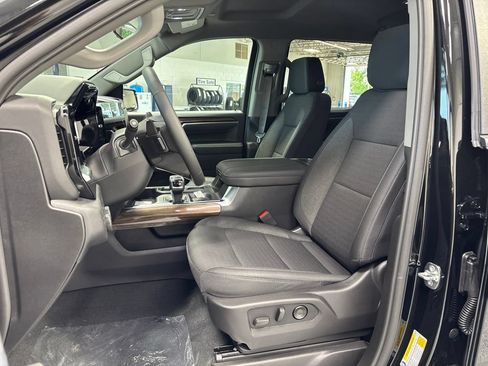 New 2026 Chevrolet Silverado 1500 RST AWD/4WD image 9