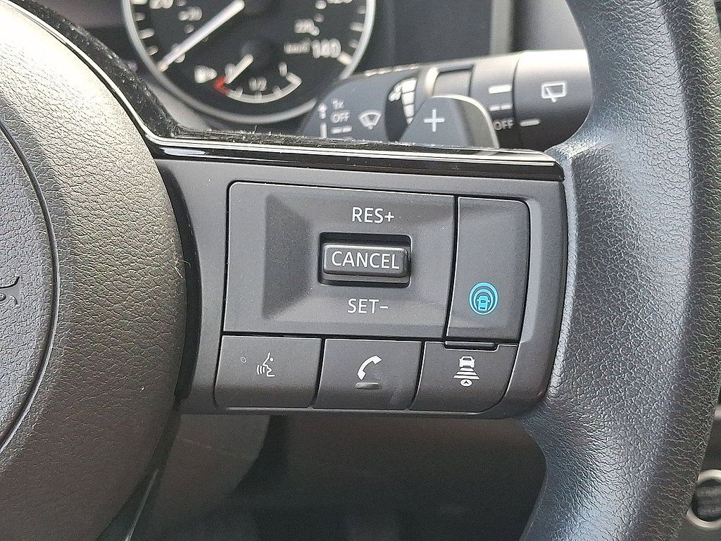 Certified 2023 Nissan Rogue SV AWD/4WD image 18
