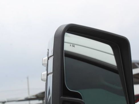 Used 2022 Chevrolet Silverado 2500 LTZ w/ LTZ Convenience Package AWD/4WD image 16