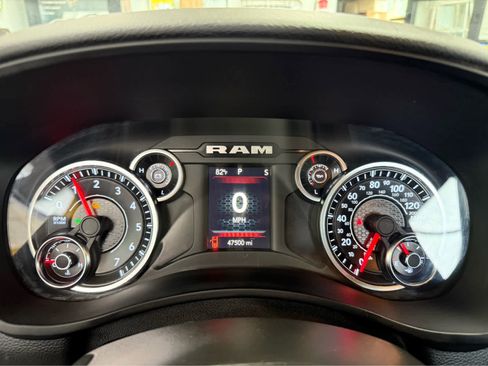 Used 2020 RAM 2500 Big Horn w/ Level 1 Equipment Group AWD/4WD image 17