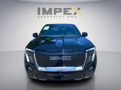 Used 2025 GMC Sierra EV Denali AWD/4WD image 9