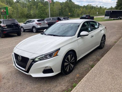 Used 2021 Nissan Altima 2.5 SV image 4