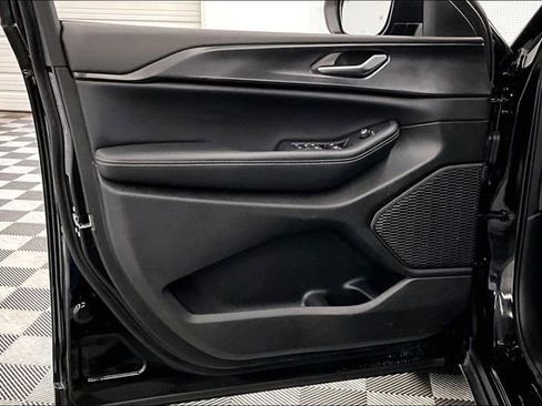 Used 2024 Jeep Grand Cherokee L Laredo w/ Luxury Tech Group I image 20