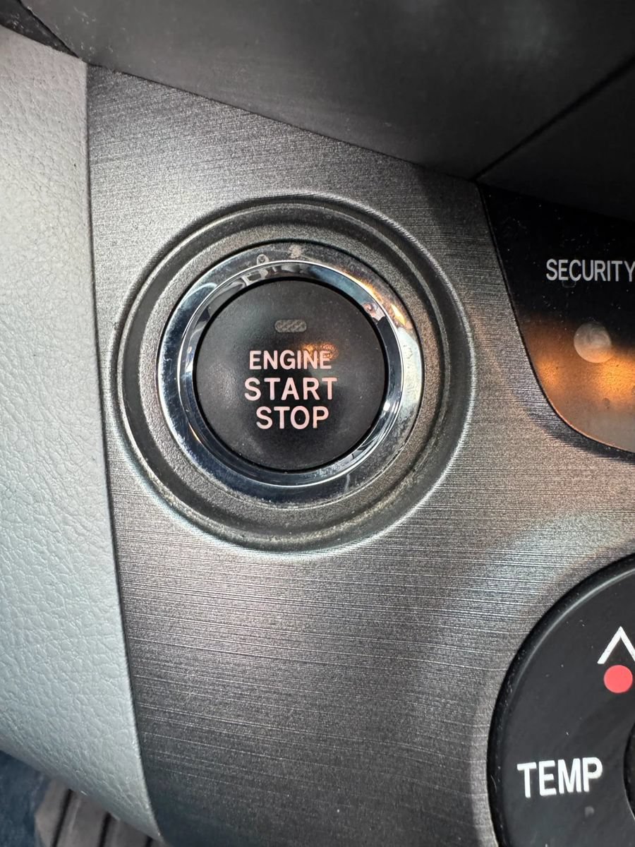 Used 2012 Toyota RAV4 Limited w/ Premium Plus Value Pkg AWD/4WD image 35