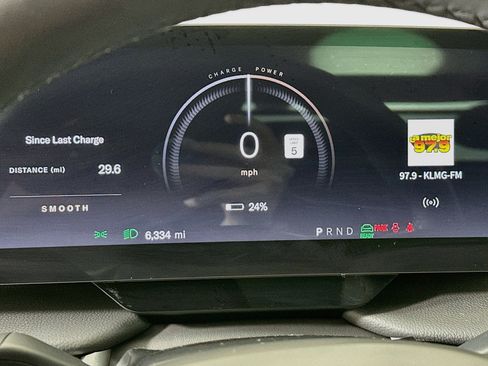 Used 2024 Lucid Air Touring AWD/4WD image 18