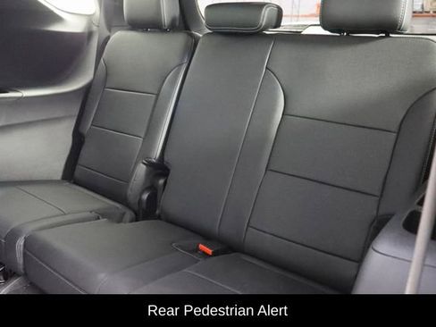 Used 2026 Chevrolet Traverse LT w/ Driver Confidence Package image 18