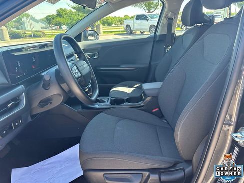 Used 2025 Kia K4 FWD image 51