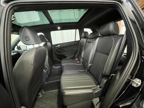 Certified 2024 Volkswagen Tiguan SE R-Line image 26