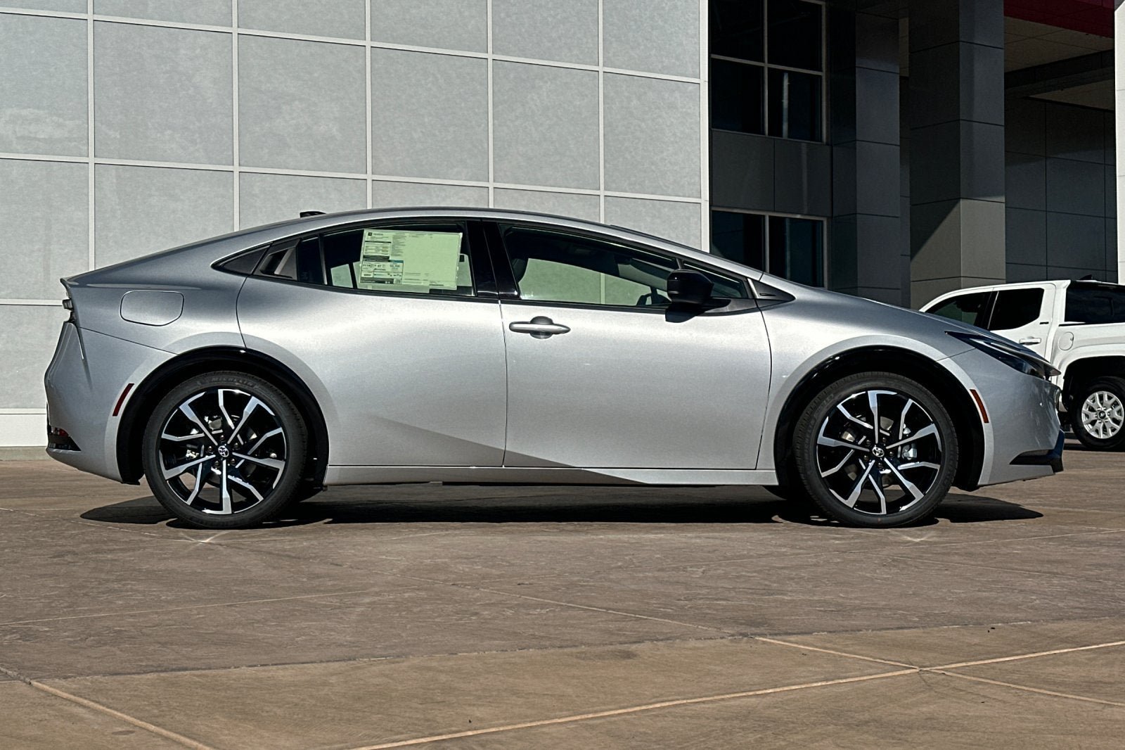 New 2027 Toyota Prius Plug-In Hybrid FWD image 3