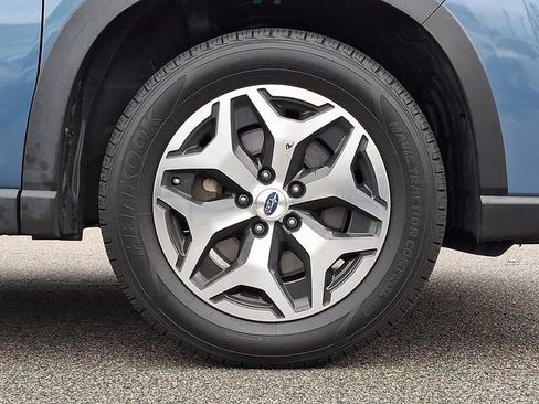 Used 2023 Subaru Forester Premium AWD/4WD image 8