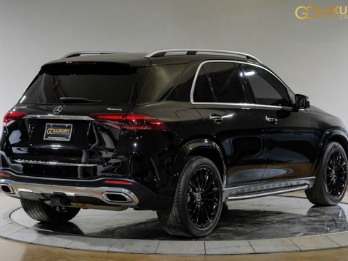 Used 2024 Mercedes-Benz GLE 350 4MATIC w/ AMG Line Exterior image 10