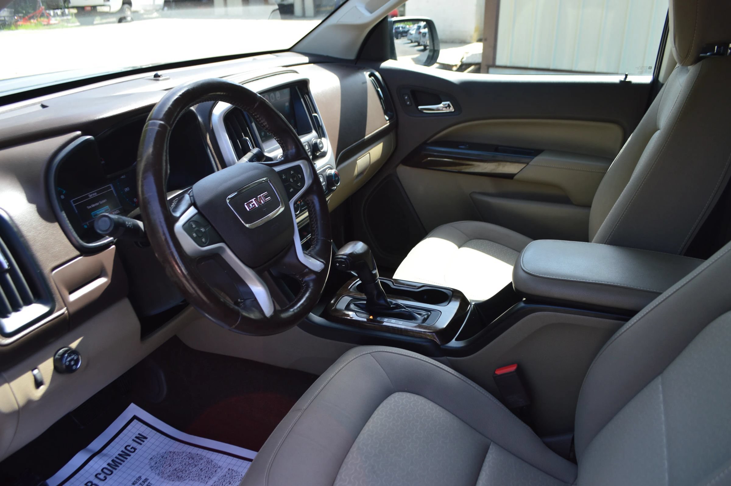 Used 2018 GMC Canyon SLE RWD image 15