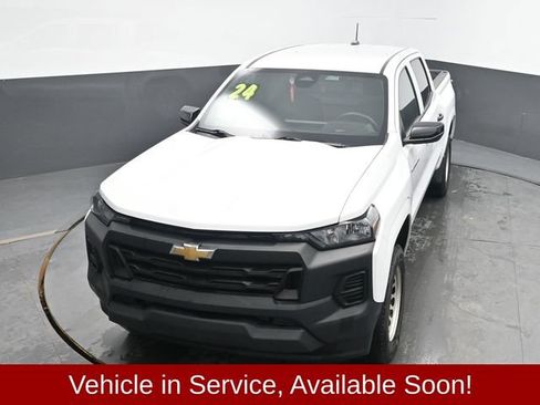 Used 2024 Chevrolet Colorado W/T w/ Safety Package RWD image 22