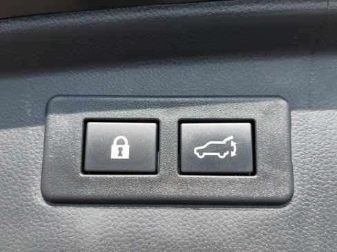 Used 2023 Subaru Outback Touring XT w/ Tech Package 2 AWD/4WD image 13