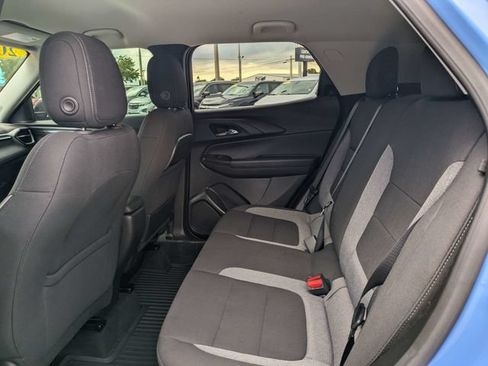 Used 2024 Chevrolet TrailBlazer LS w/ LS Convenience Package FWD image 14
