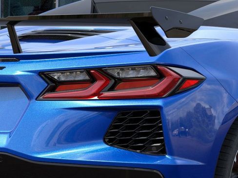 Used 2025 Chevrolet Corvette Stingray Convertible w/ 1LT image 11