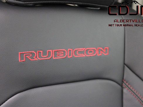 Used 2023 Jeep Gladiator Rubicon w/ Cold Weather Group image 25