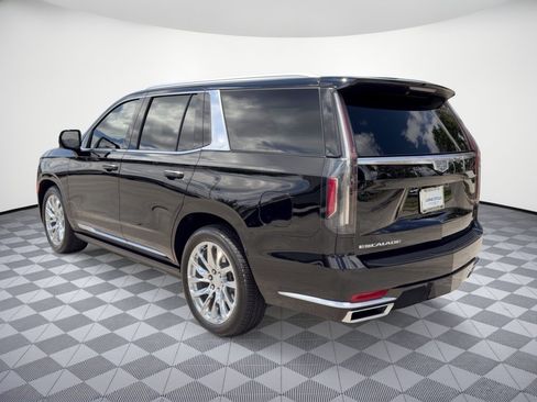 Used 2023 Cadillac Escalade Premium Luxury Platinum w/ LPO, Radiant Package AWD/4WD image 3