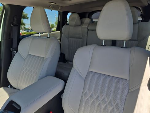 Used 2025 Mitsubishi Outlander SEL FWD image 22