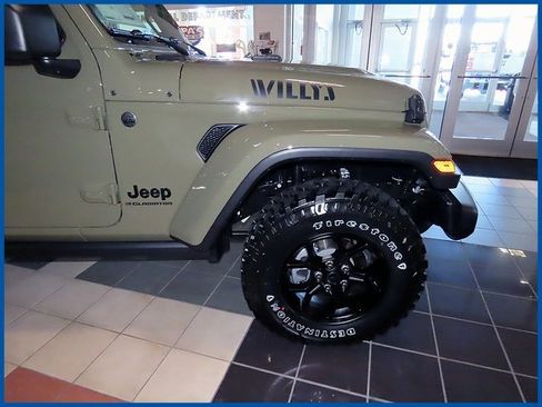 New 2026 Jeep Gladiator Willys image 4