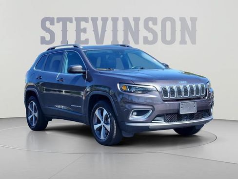 Used 2020 Jeep Cherokee Limited w/ Technology Group AWD/4WD image 7