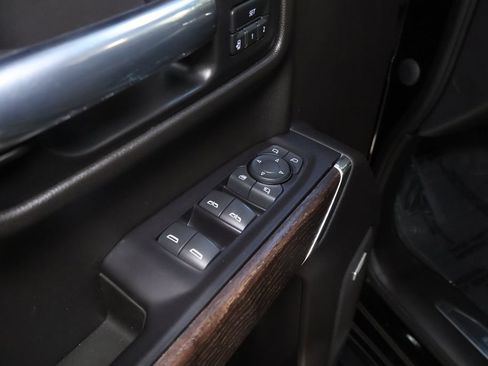 Used 2021 GMC Sierra 1500 Denali image 13