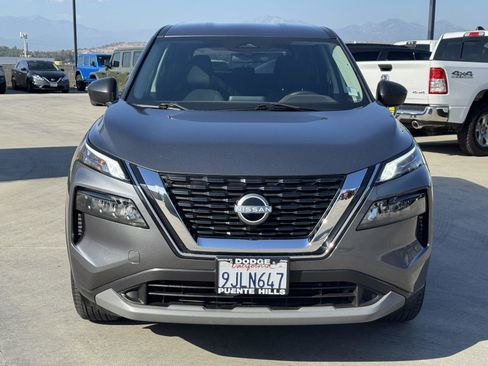 Used 2023 Nissan Rogue S FWD image 2