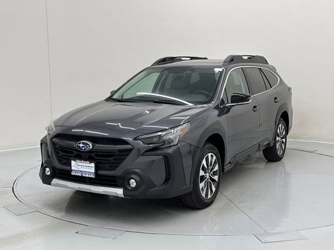 Certified 2025 Subaru Outback Limited image 1